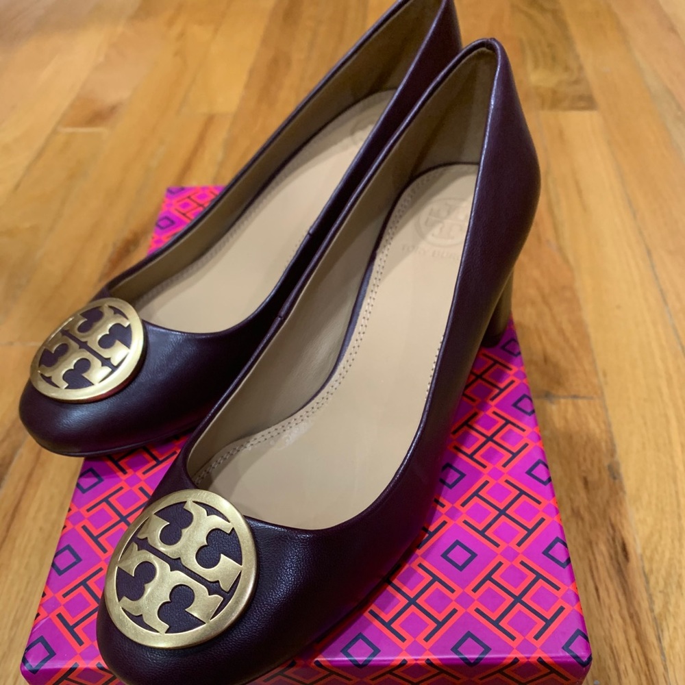 tory burch pump shoes